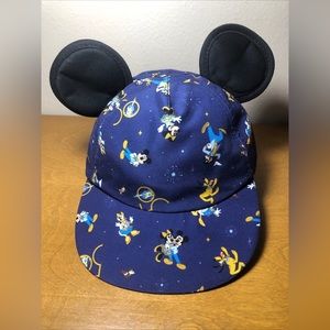 Disney Parks 50th Anniversary Mickey Mouse & Friends Ears Cap Hat  Size Infant